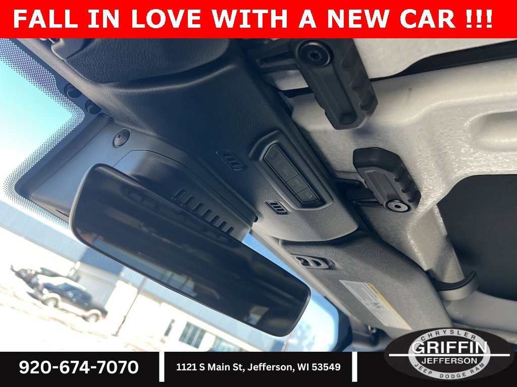 Used 2021 Jeep Wrangler Unlimited Sahara image 20