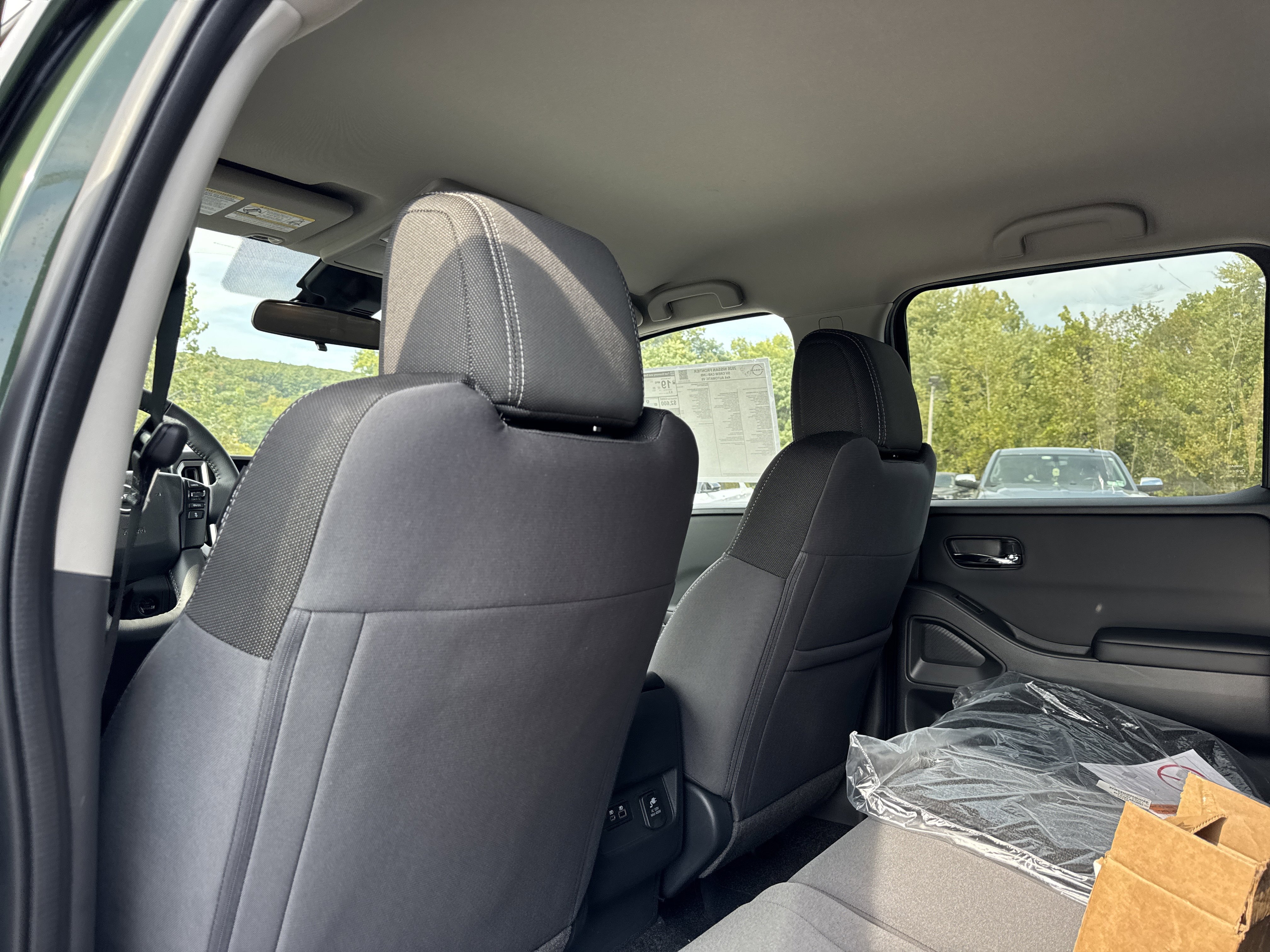 New 2026 Nissan Frontier SV image 27