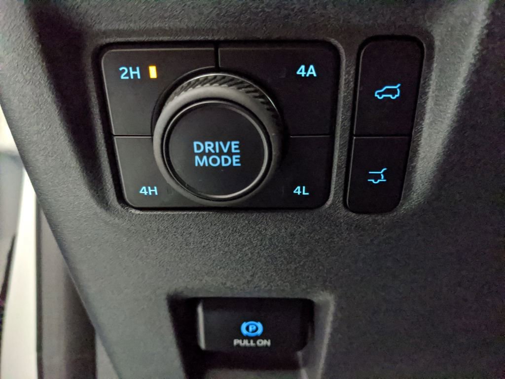 New 2025 Ford Expedition Active image 19