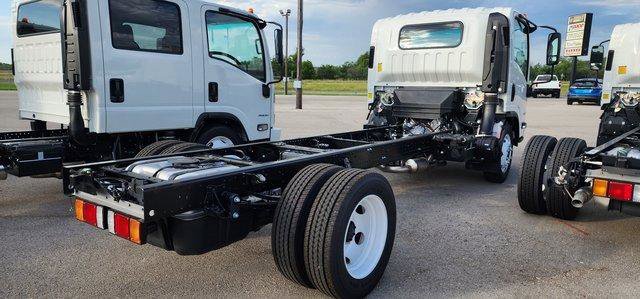 New 2024 Chevrolet Low Cab Forward image 9