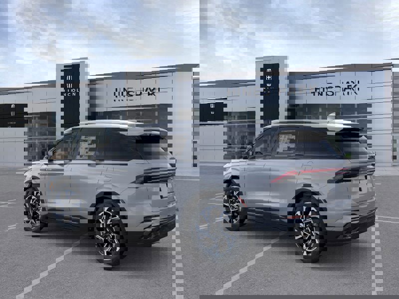 New 2026 Lincoln Nautilus Premier w/ Equipment Group 102A AWD/4WD image 4