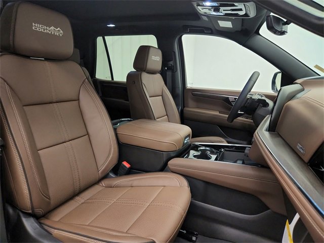 New 2026 Chevrolet Tahoe High Country w/ Sun And Tow Package image 28