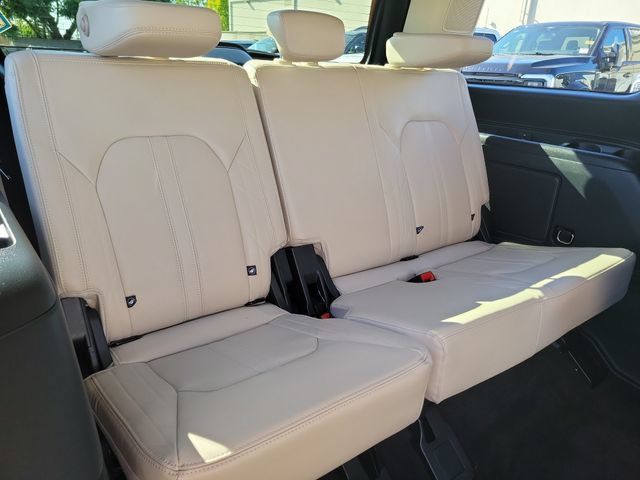 Certified 2023 Ford Expedition Platinum AWD/4WD image 26
