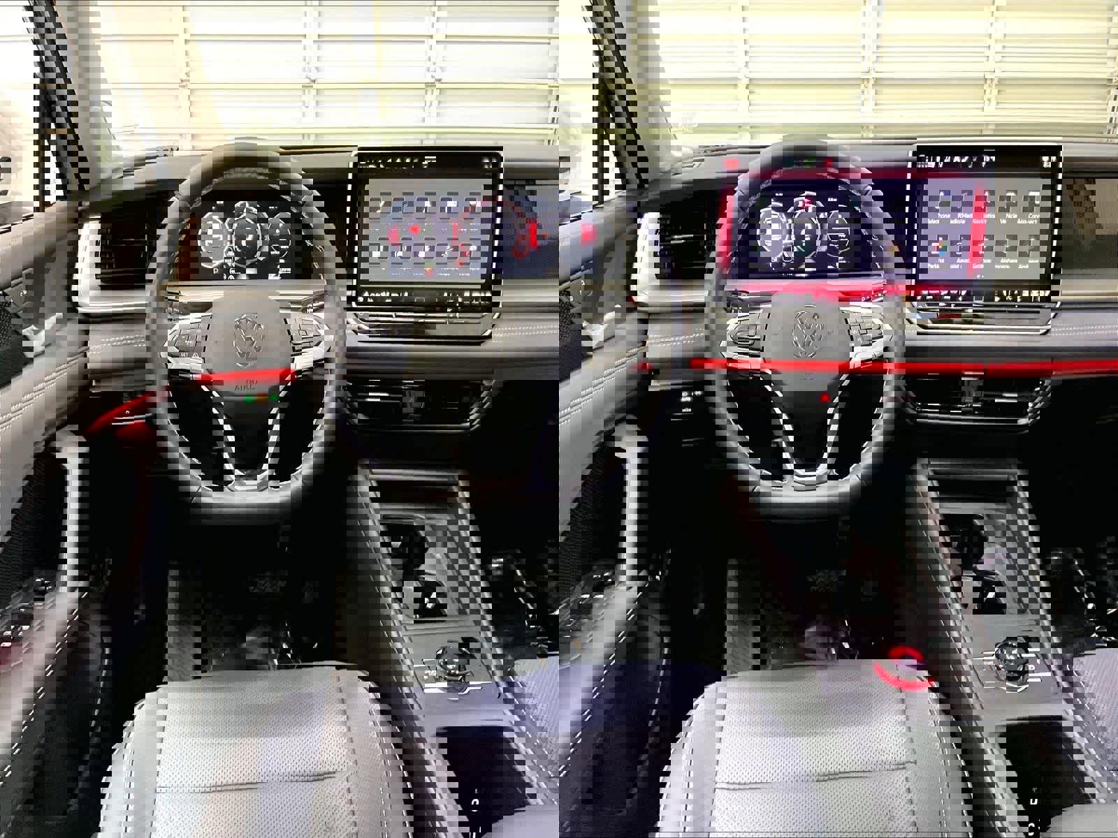 Used 2025 Volkswagen Tiguan SE image 8