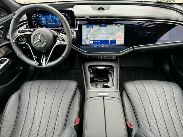 Certified 2025 Mercedes-Benz E 350 4MATIC Sedan image 15