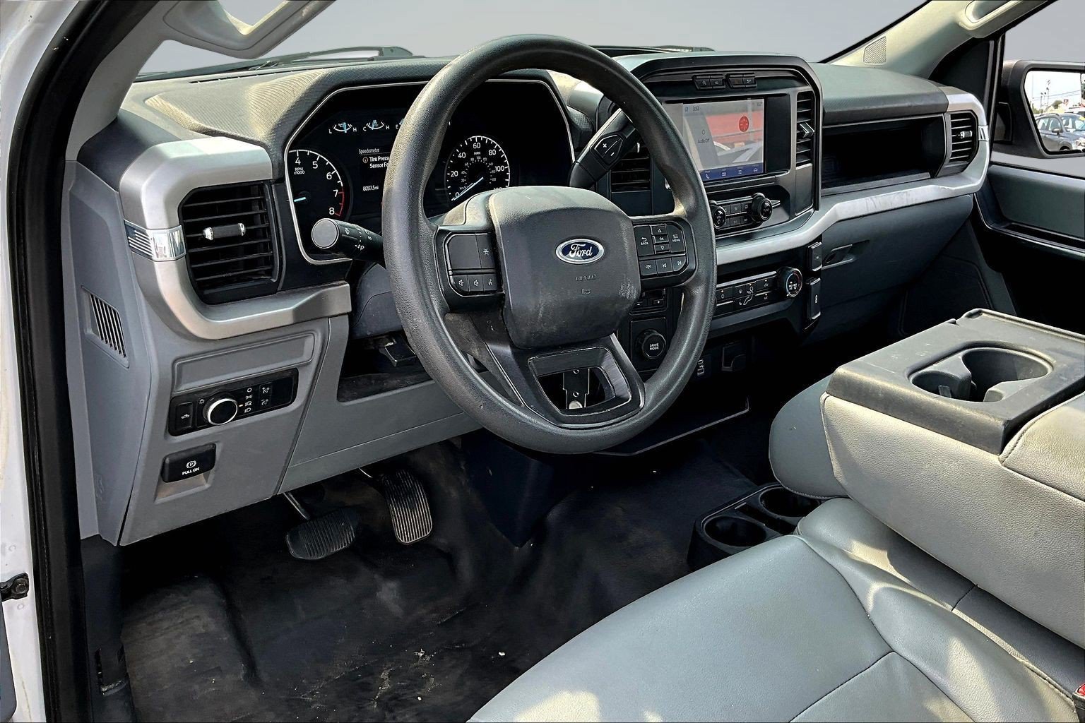 Used 2022 Ford F150 XL w/ Trailer Tow Package RWD image 14