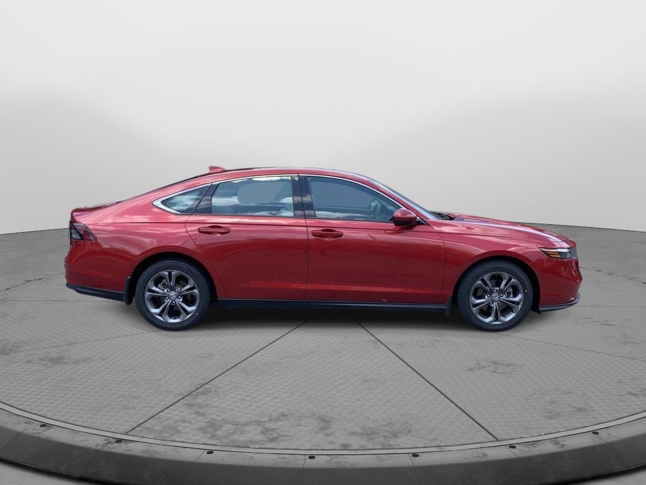 Certified 2023 Honda Accord EX image 2