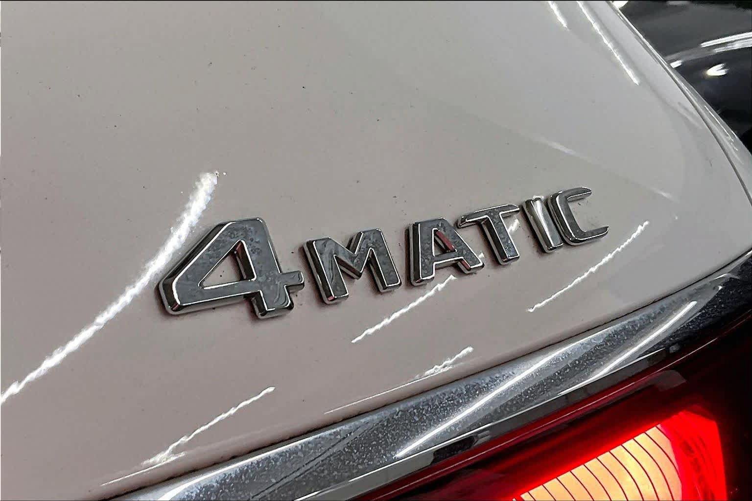 Used 2024 Mercedes-Benz GLS 450 4MATIC image 9