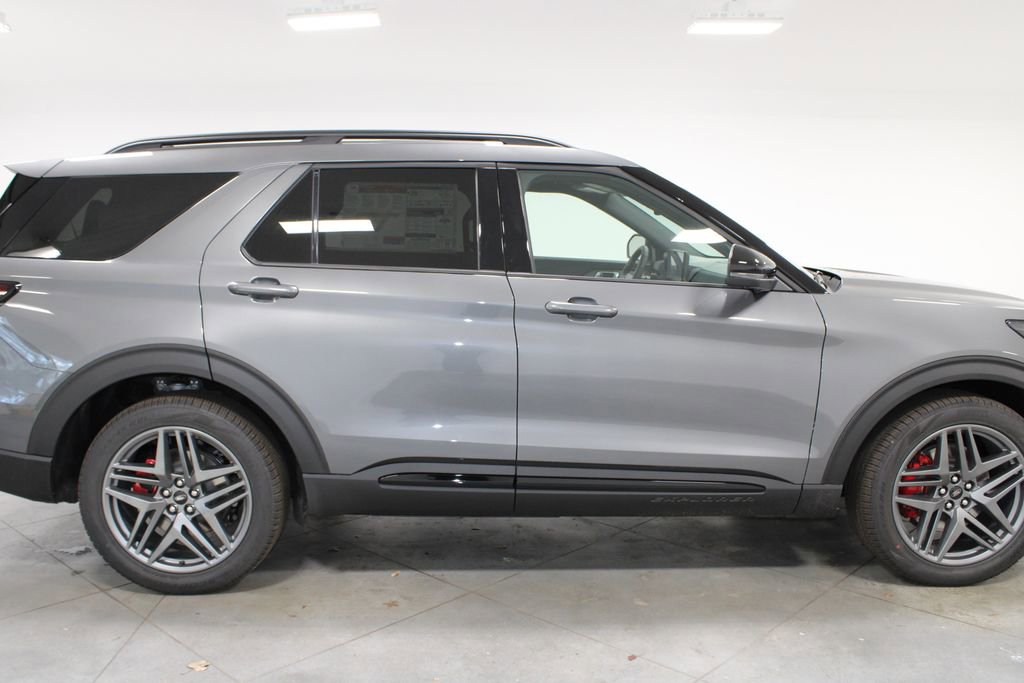 New 2026 Ford Explorer ST image 10