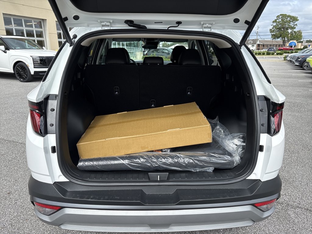New 2026 Hyundai Tucson SEL Plus FWD image 10