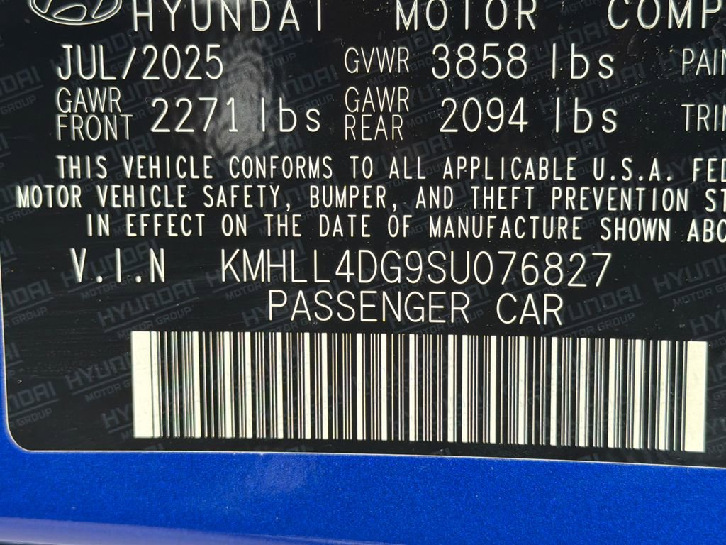 Used 2025 Hyundai Elantra SE w/ Cargo Package FWD image 31