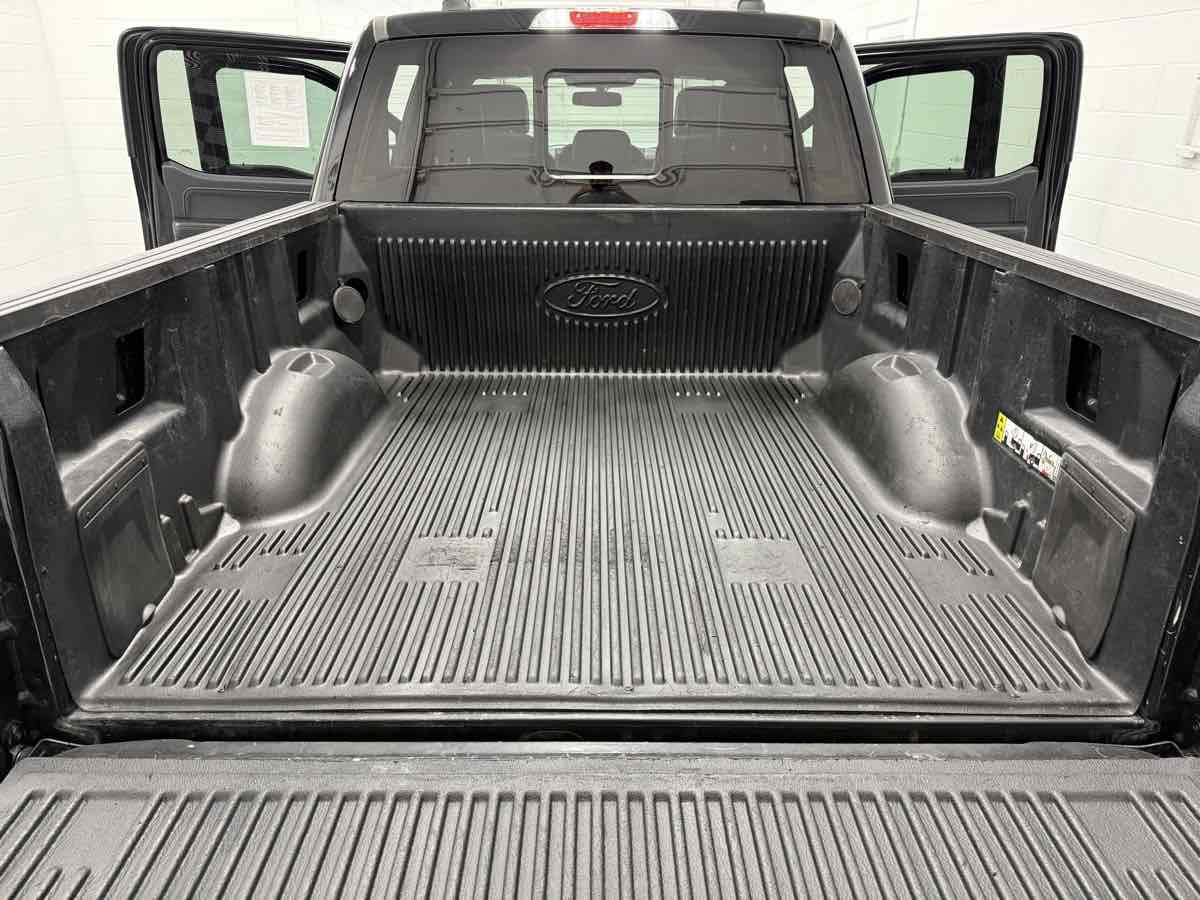 Used 2024 Ford F150 Lariat image 34