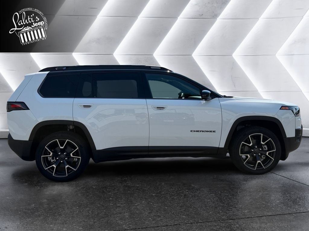 Used 2026 Jeep Cherokee Overland w/ Advanced Pro Tech Group AWD/4WD image 6