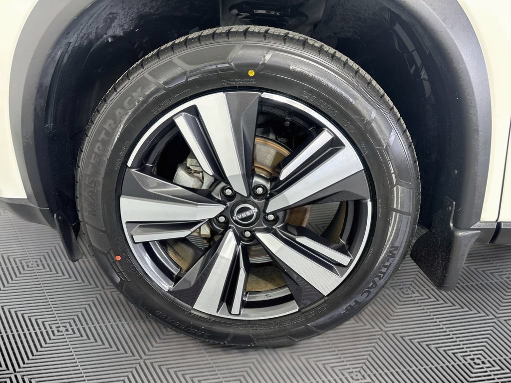 Used 2023 Nissan Rogue SL AWD/4WD image 31