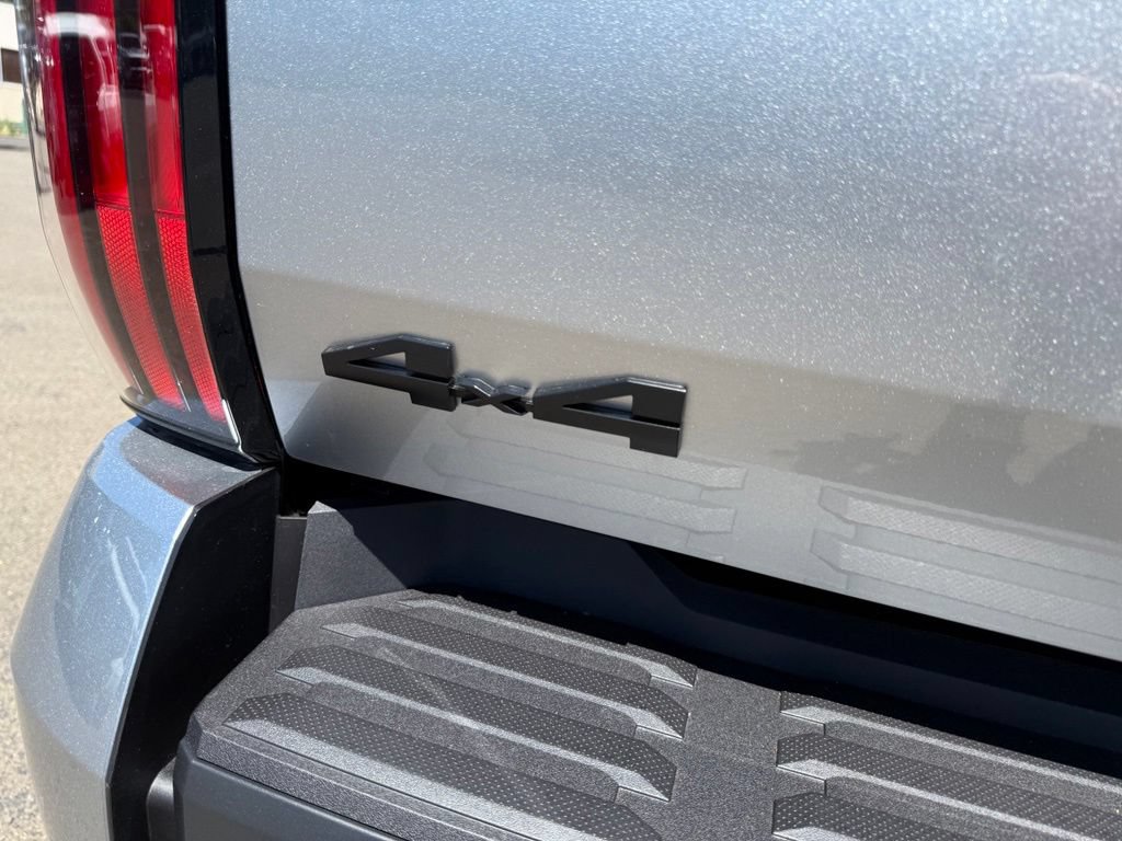 New 2026 Toyota Tundra Limited AWD/4WD image 8