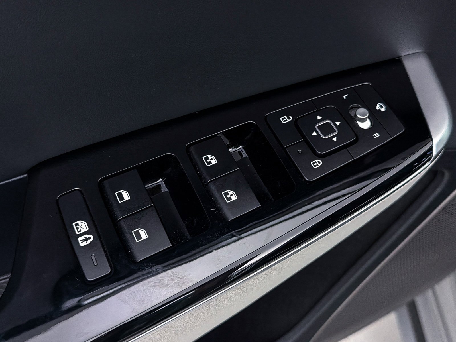 Used 2023 Kia EV6 GT-Line w/ GT-Line Suede Seat Package image 22