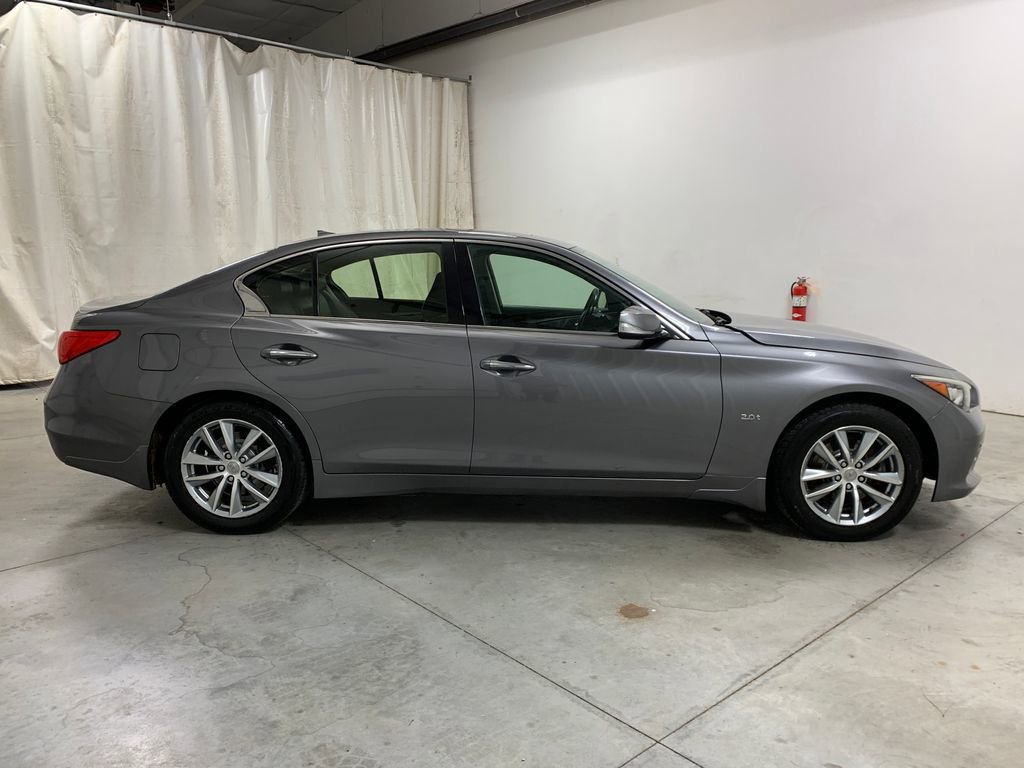 Used 2016 INFINITI Q50 Premium w/ 2.0T Premium Plus Package image 28