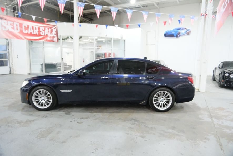 Used 2015 BMW 750Li xDrive AWD/4WD image 6