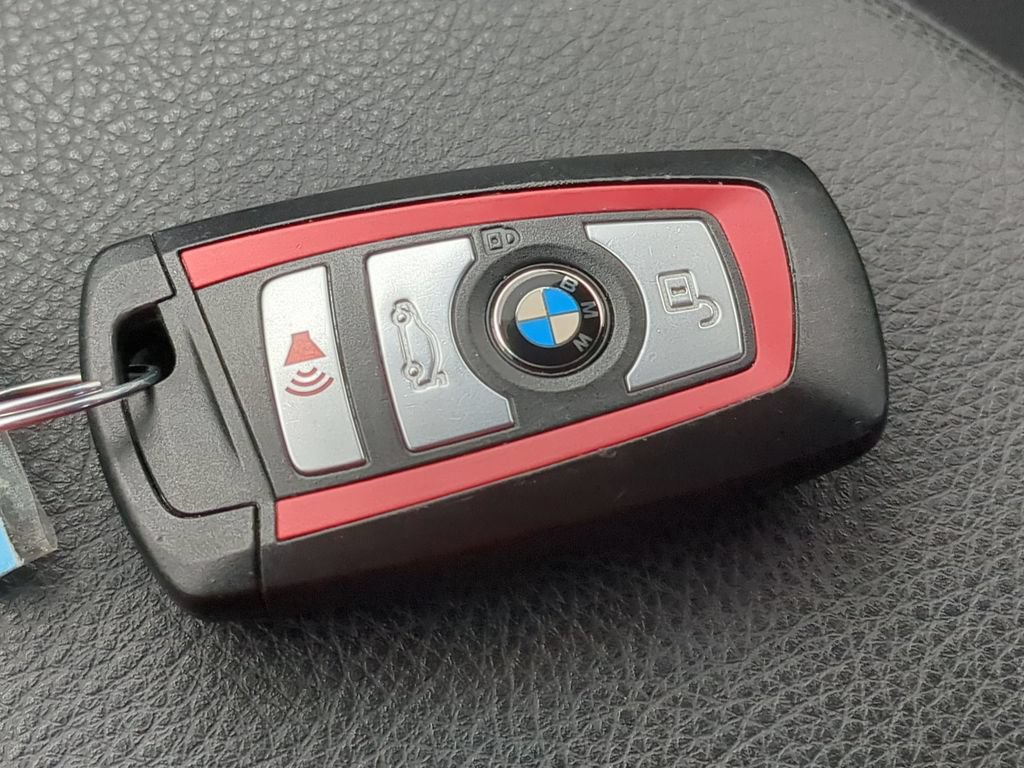 Used 2016 BMW 328i xDrive Sedan AWD/4WD image 37