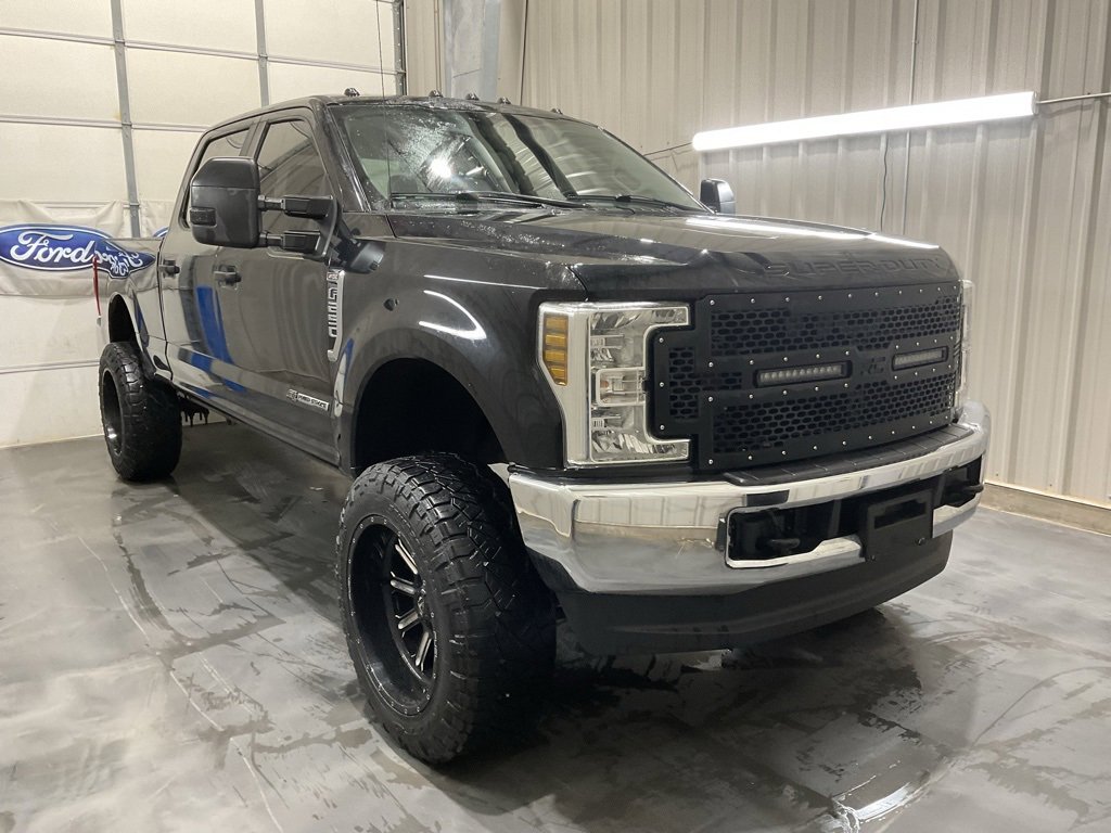 Used 2019 Ford F250 XL w/ STX Appearance Package image 1