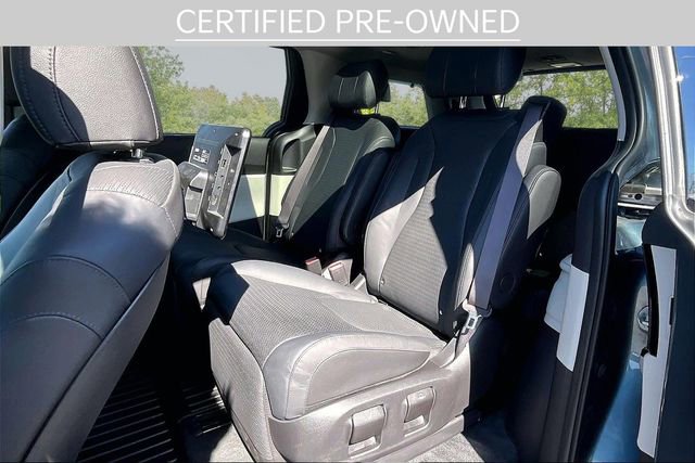 Used 2024 Kia Carnival SX Prestige image 24