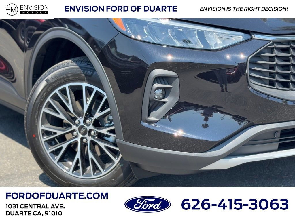 New 2025 Ford Escape SE image 4