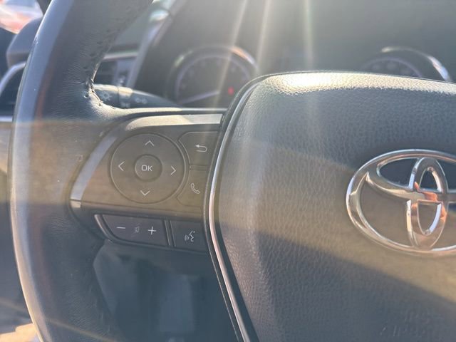 Used 2020 Toyota Camry SE w/ Convenience Package image 13