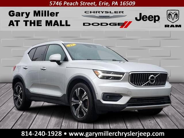 Used 2019 Volvo XC40 T4 Inscription