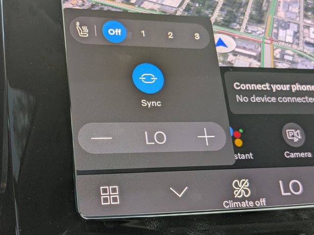 Certified 2023 Volvo XC40 B5 Ultimate w/ Protection Package Premier image 30