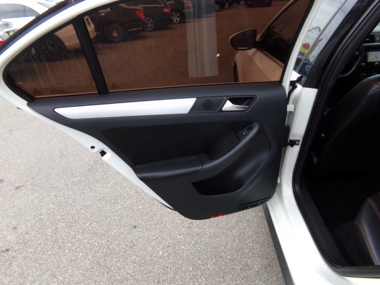 Used 2013 Volkswagen Jetta GLI Autobahn image 19