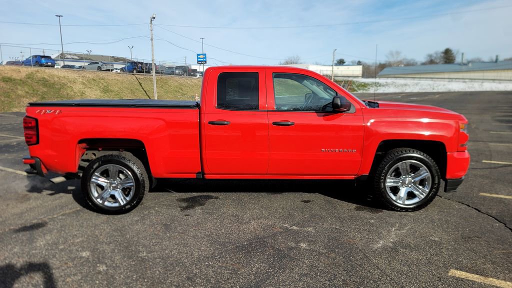 Used 2019 Chevrolet Silverado 1500 Custom w/ Custom Convenience Package image 14