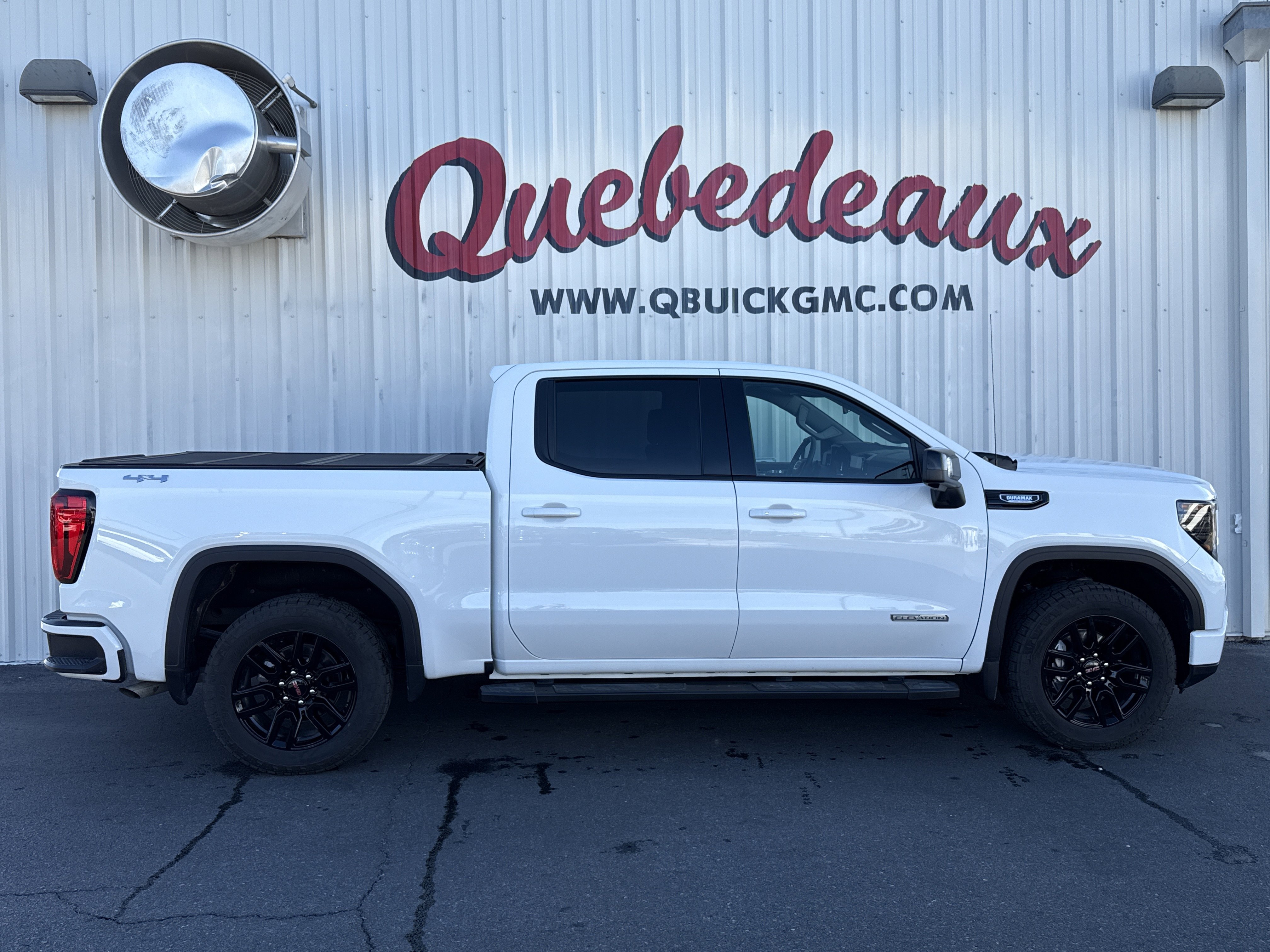 Used 2025 GMC Sierra 1500 Elevation w/ Elevation Premium Package image 26