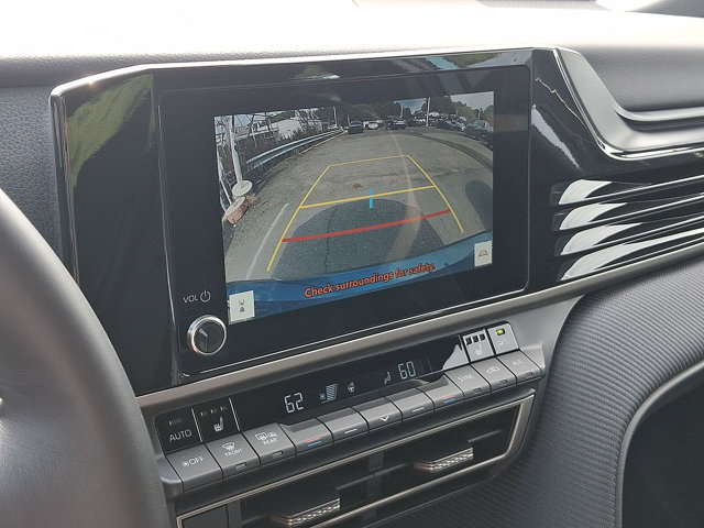 Used 2026 Toyota Camry SE w/ Convenience Package FWD image 16
