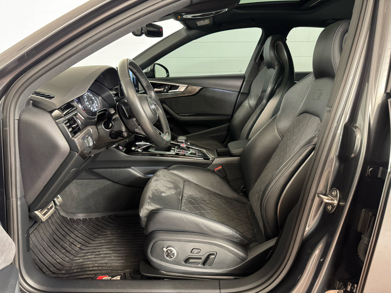 Used 2022 Audi S4 Premium image 12