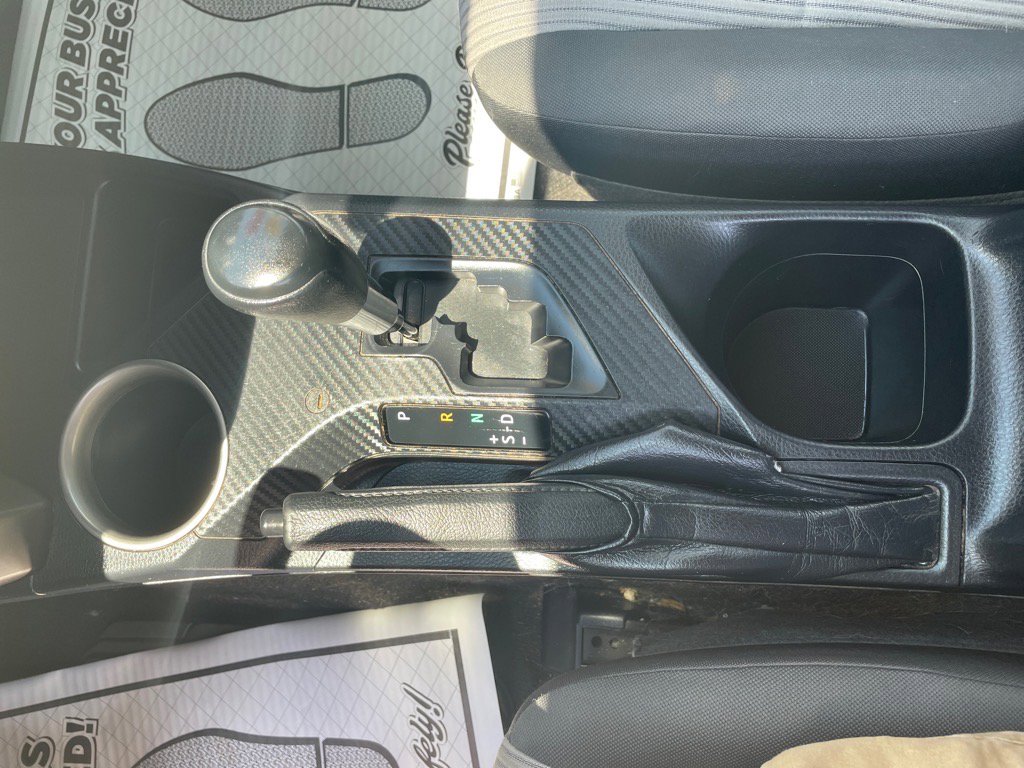 Used 2015 Toyota RAV4 LE image 20