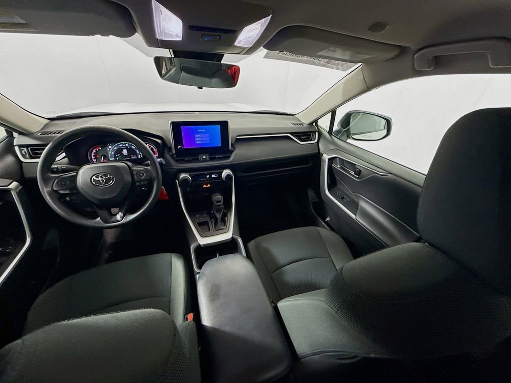 Certified 2023 Toyota RAV4 LE image 21