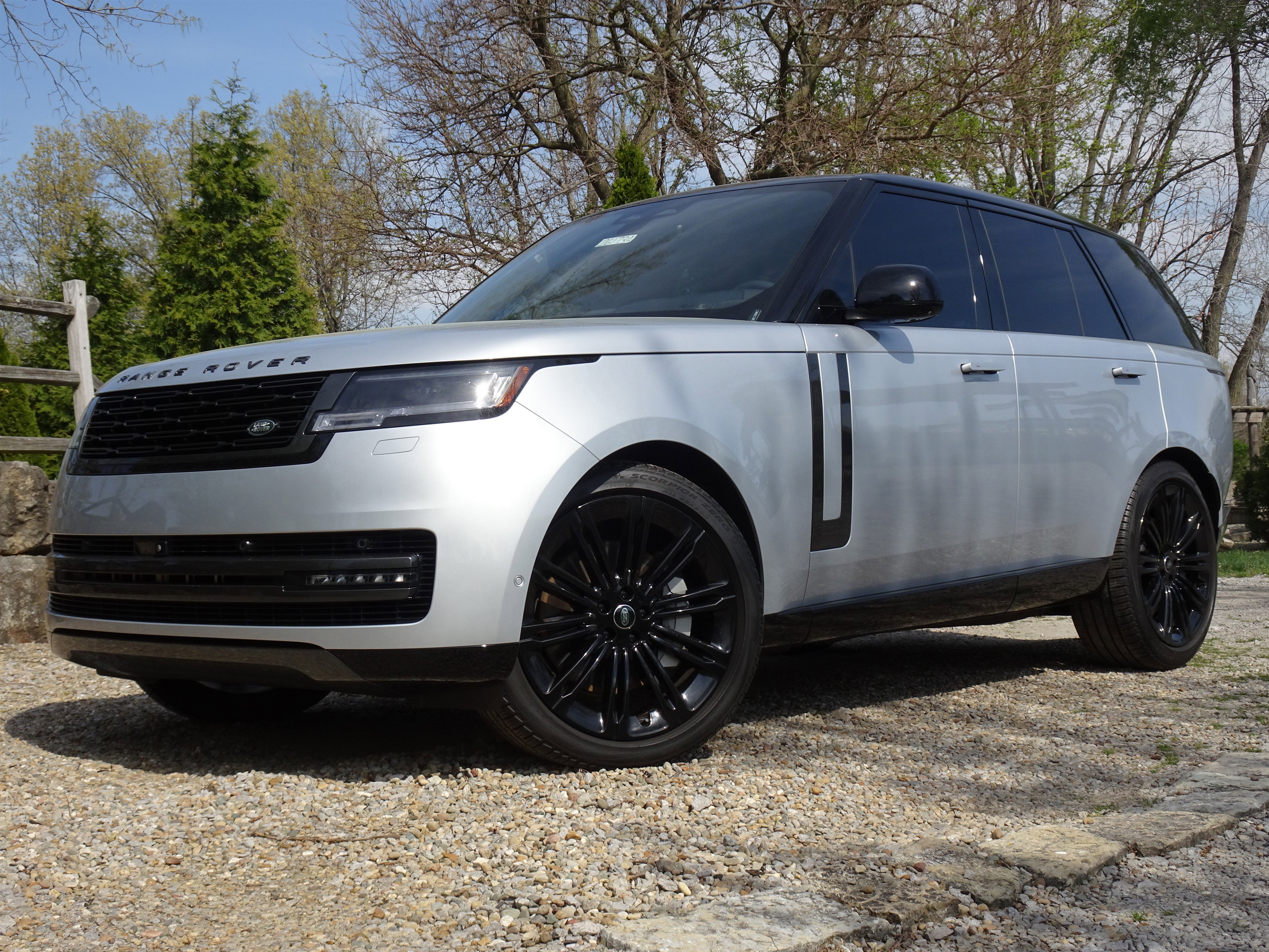 Certified 2024 Land Rover Range Rover SE