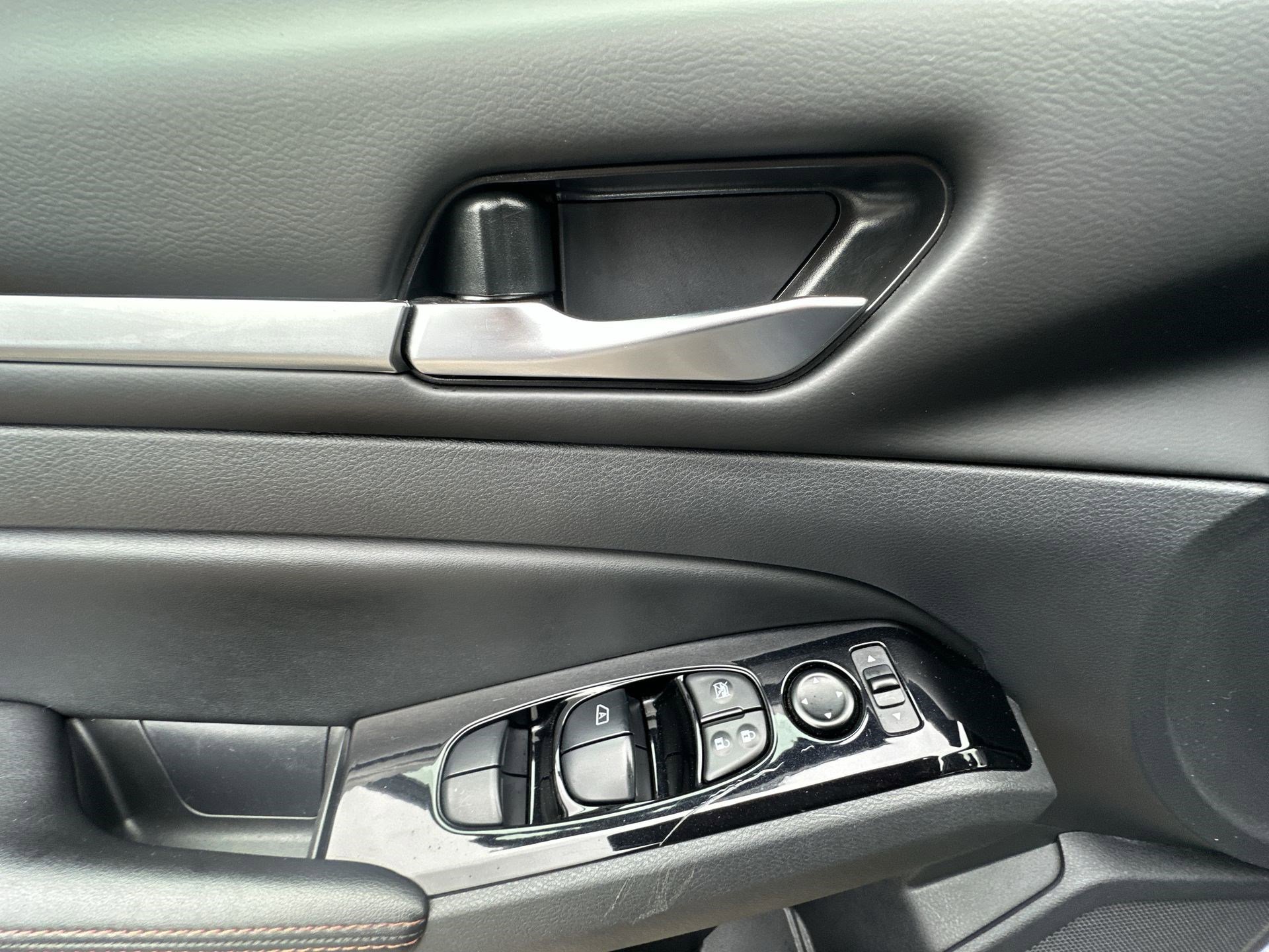 Used 2024 Nissan Altima 2.5 SR image 15