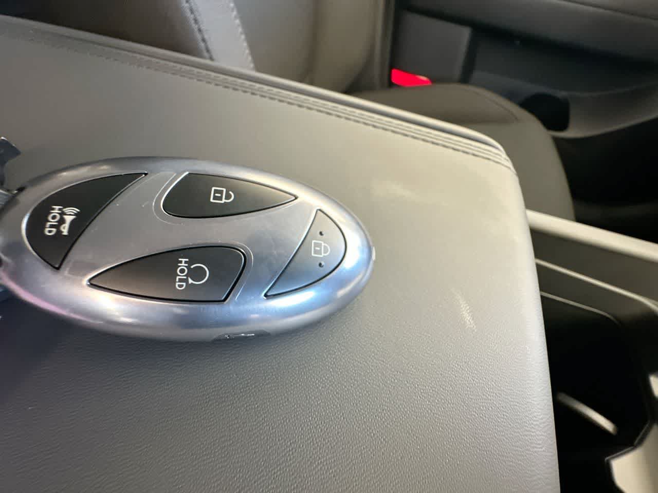 New 2026 Hyundai Santa Fe SE FWD image 28