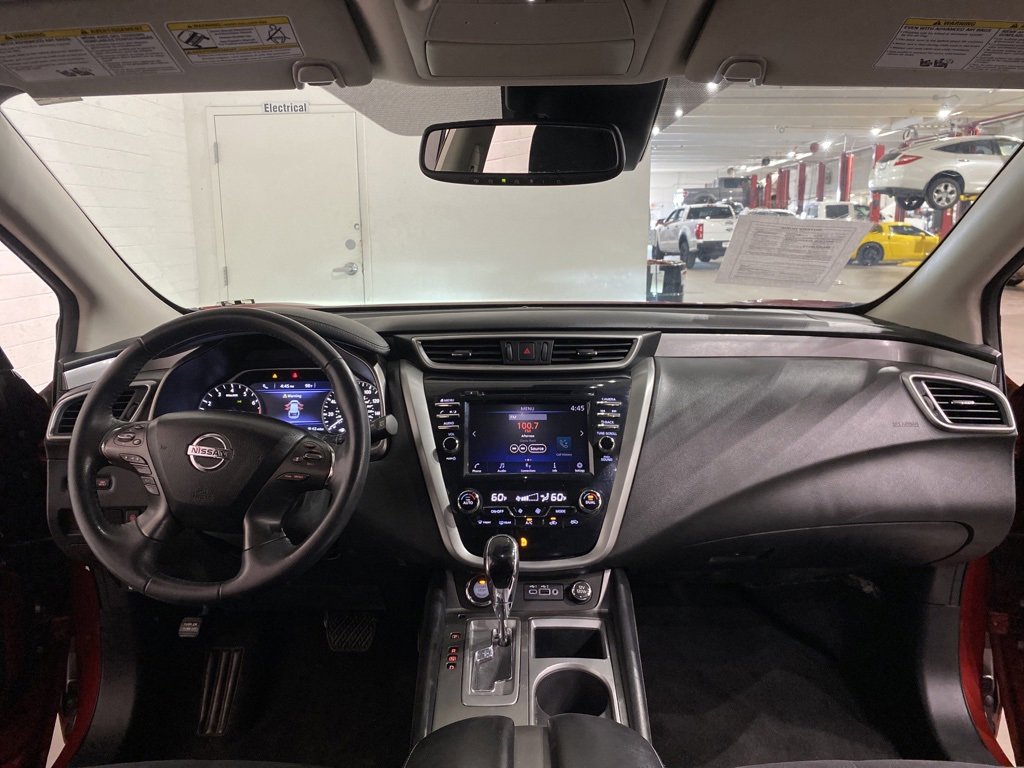 Used 2020 Nissan Murano SV image 11