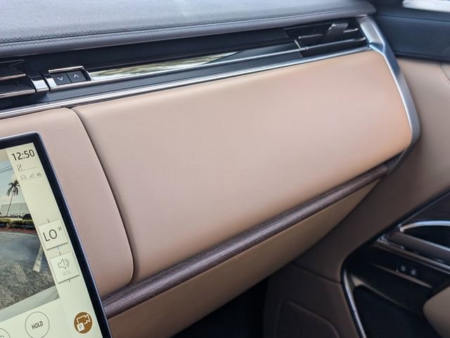 Used 2024 Land Rover Range Rover SE image 26