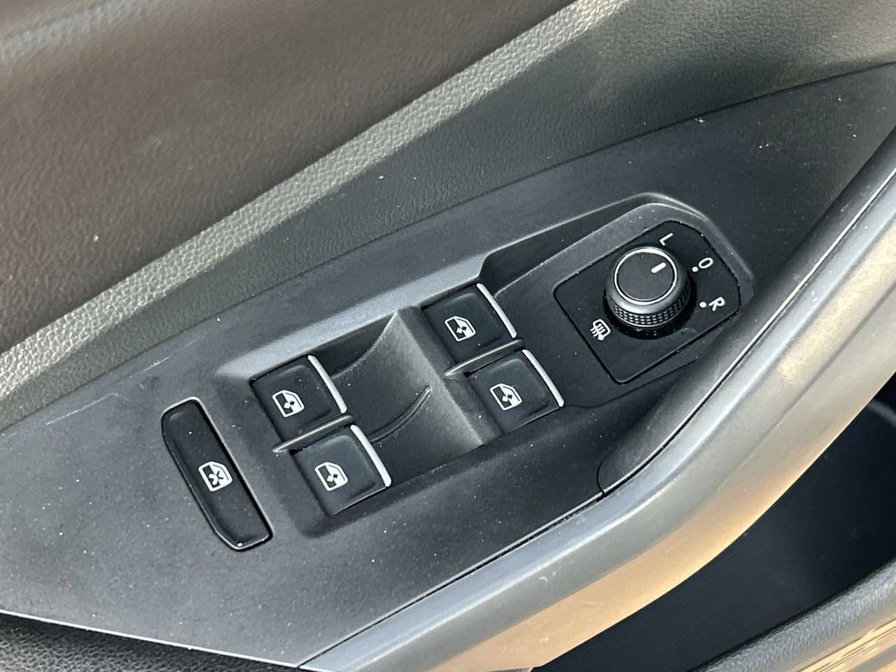 Certified 2026 Volkswagen Jetta Sport FWD image 18