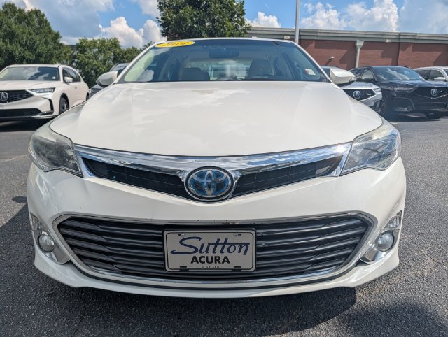 Used 2014 Toyota Avalon Limited w/ Technology Package FWD image 5