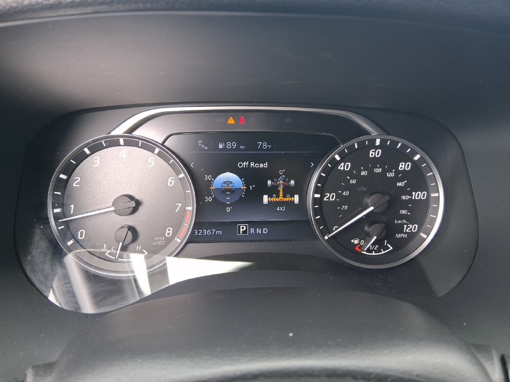 Used 2023 Nissan Frontier SV w/ Midnight Edition Package RWD image 16