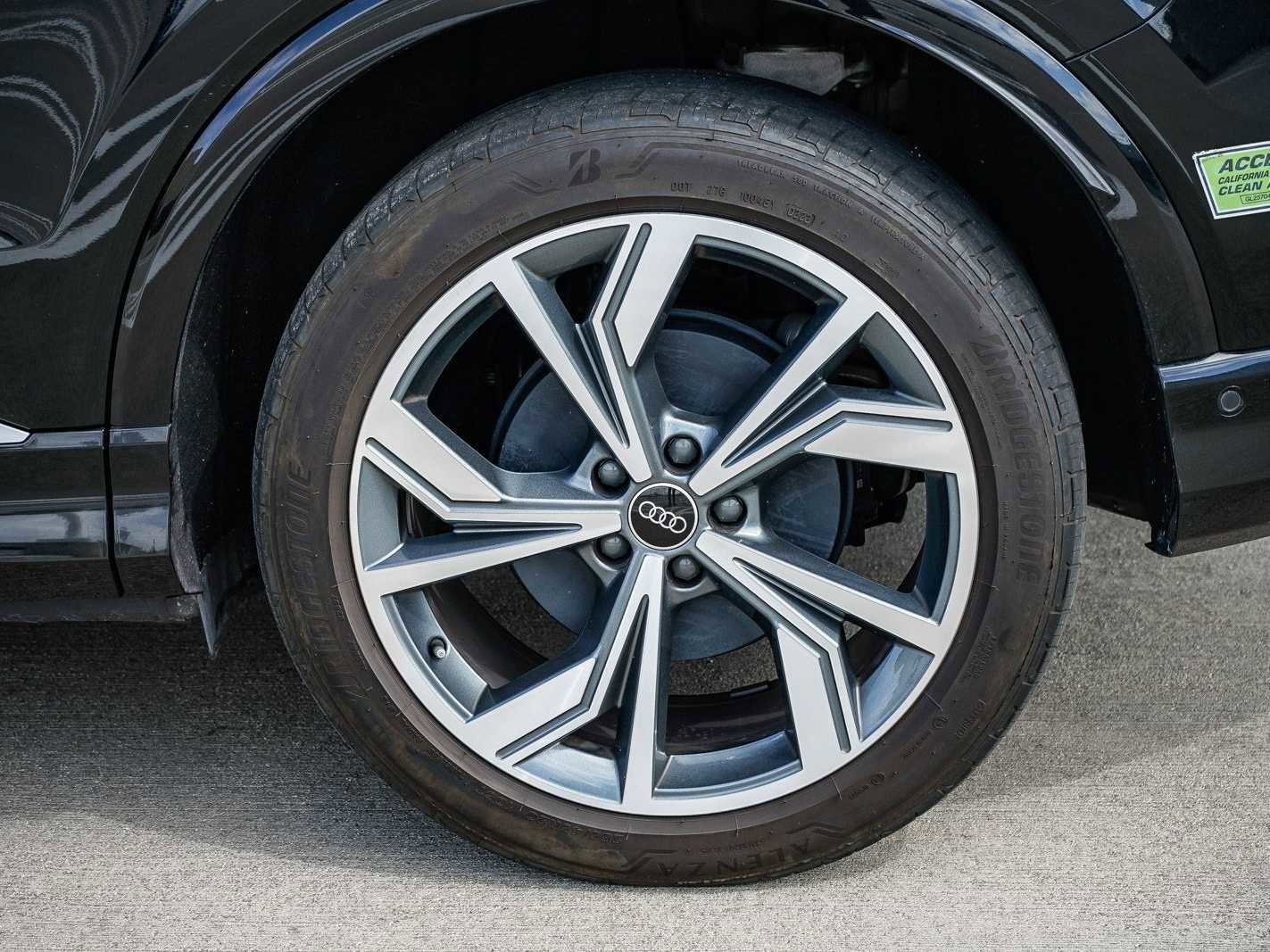 Used 2023 Audi Q4 e-tron Premium Plus w/ Premium Plus image 10