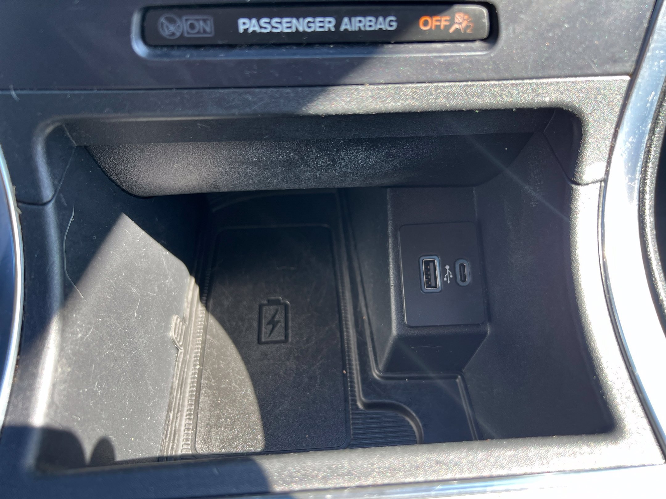 Used 2022 Ford Edge Titanium AWD/4WD image 32