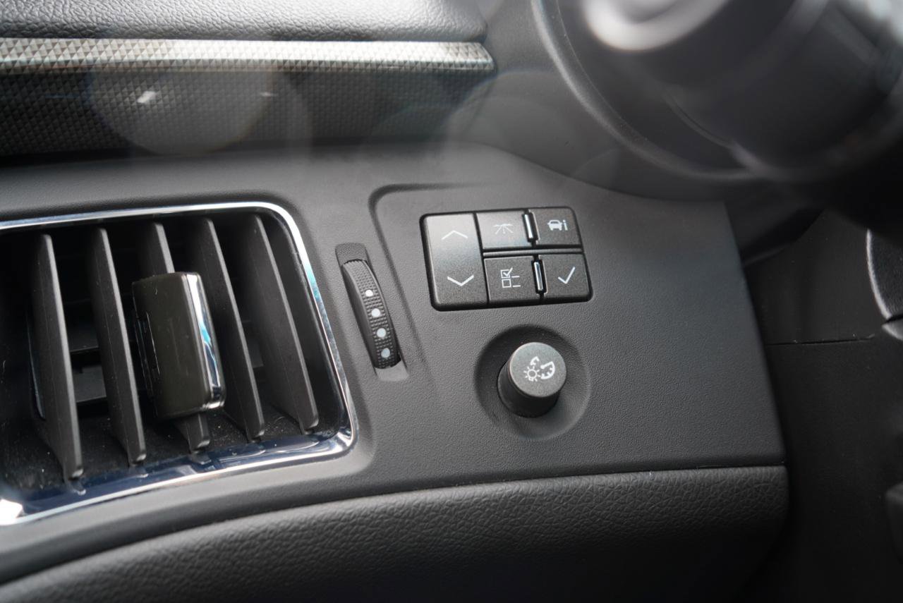 Used 2009 Cadillac CTS V image 25