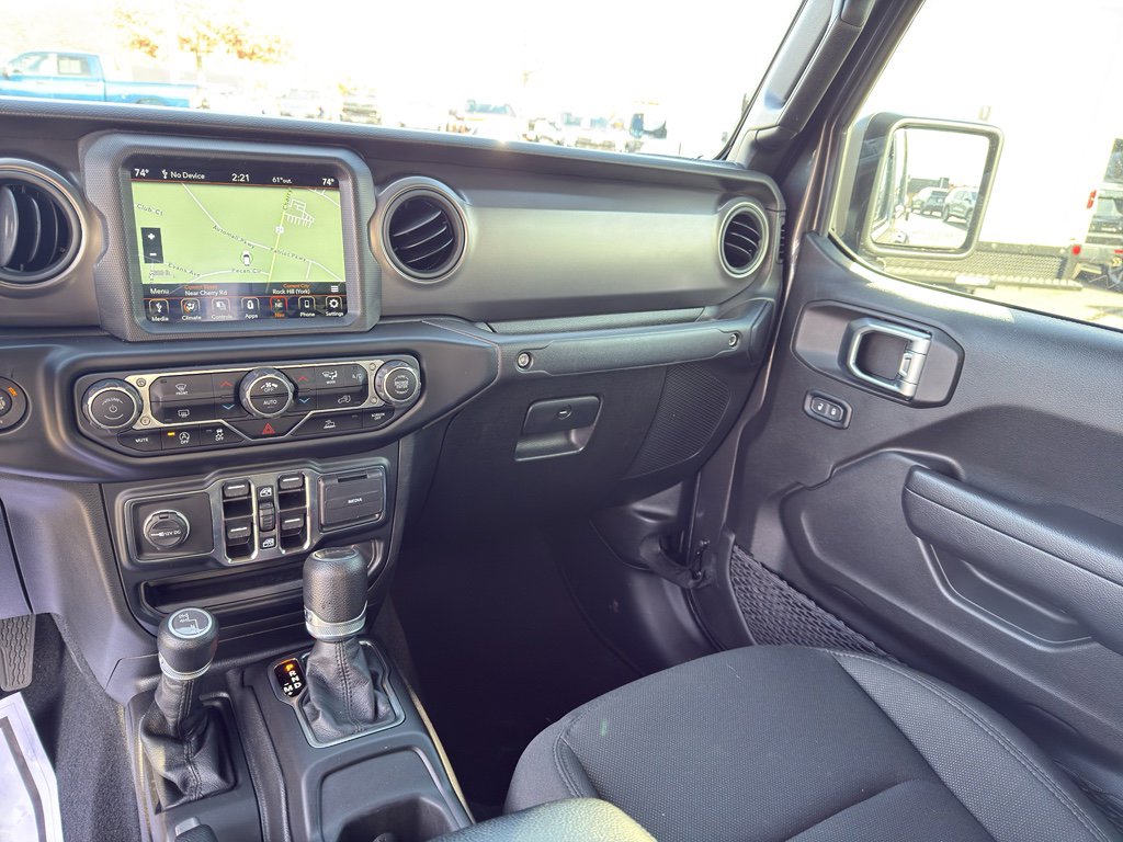 Used 2023 Jeep Gladiator Willys image 26
