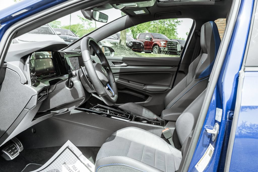 Used 2024 Volkswagen Golf R AWD/4WD image 25