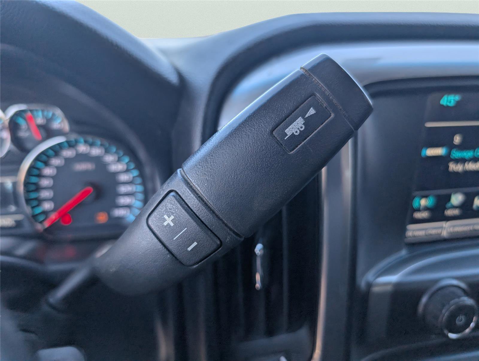 Used 2018 Chevrolet Silverado 1500 LT w/ Texas Edition image 19